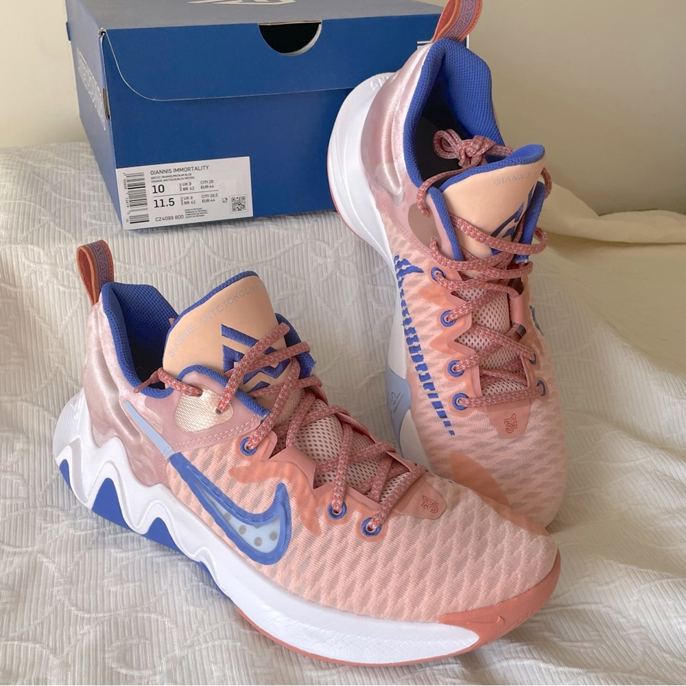 Nike Giannis Immortality Basketball Sneaker Shoes 10 EUC with Box